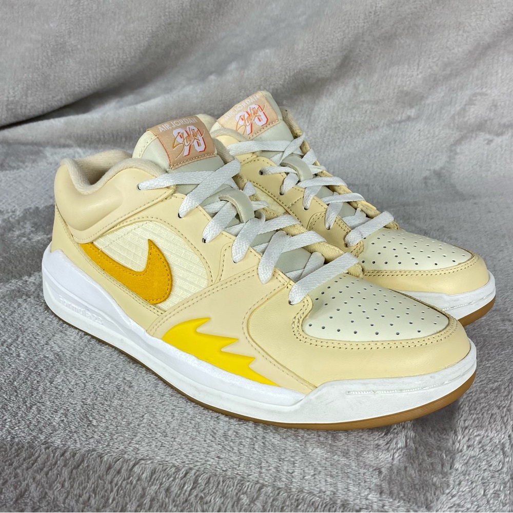 Nike Women's Low-Top Athletic Sneakers in Cream with Yellow Accents